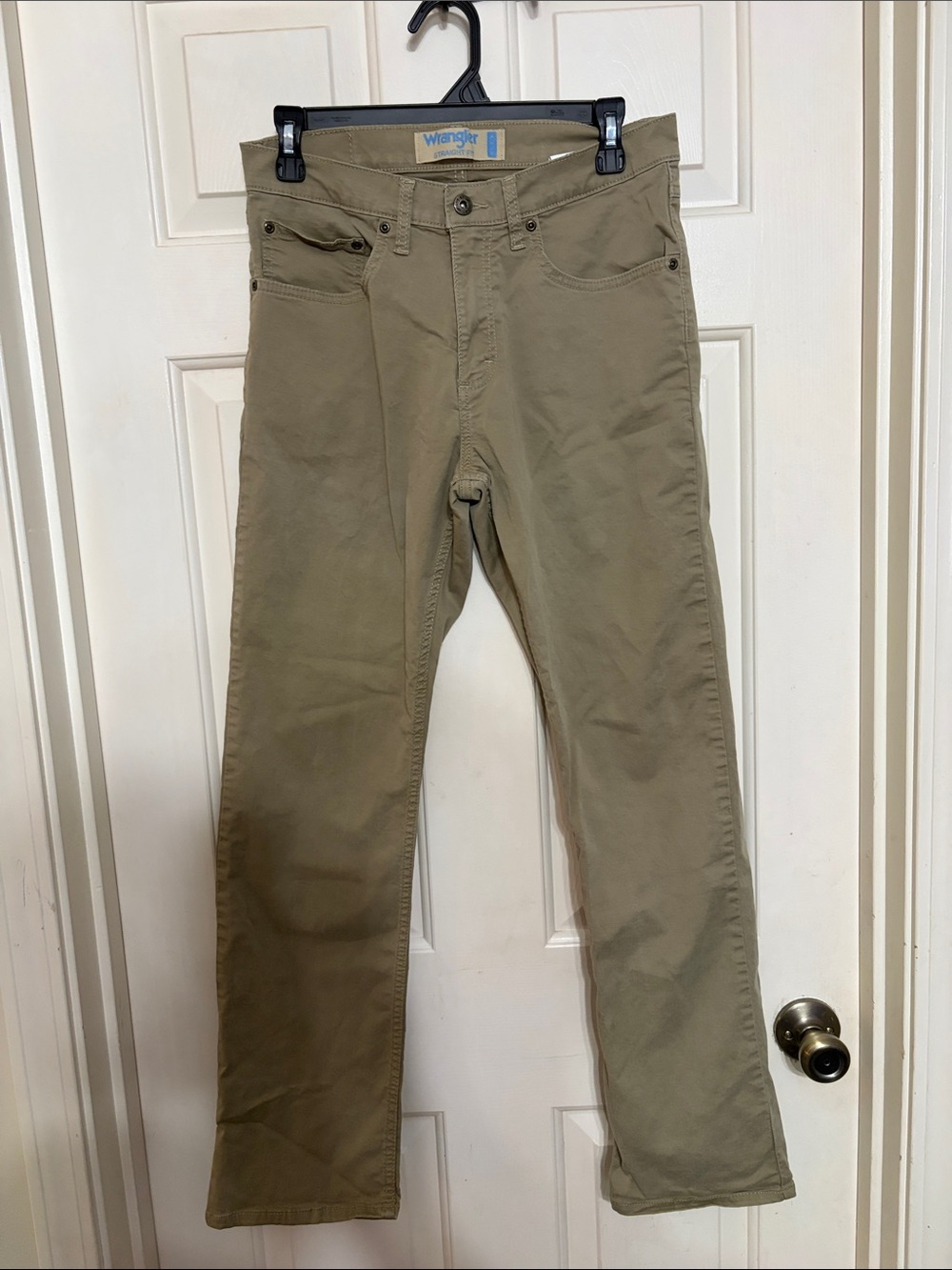 Wrangler Olive/Tan Straight-Leg Men's Jeans